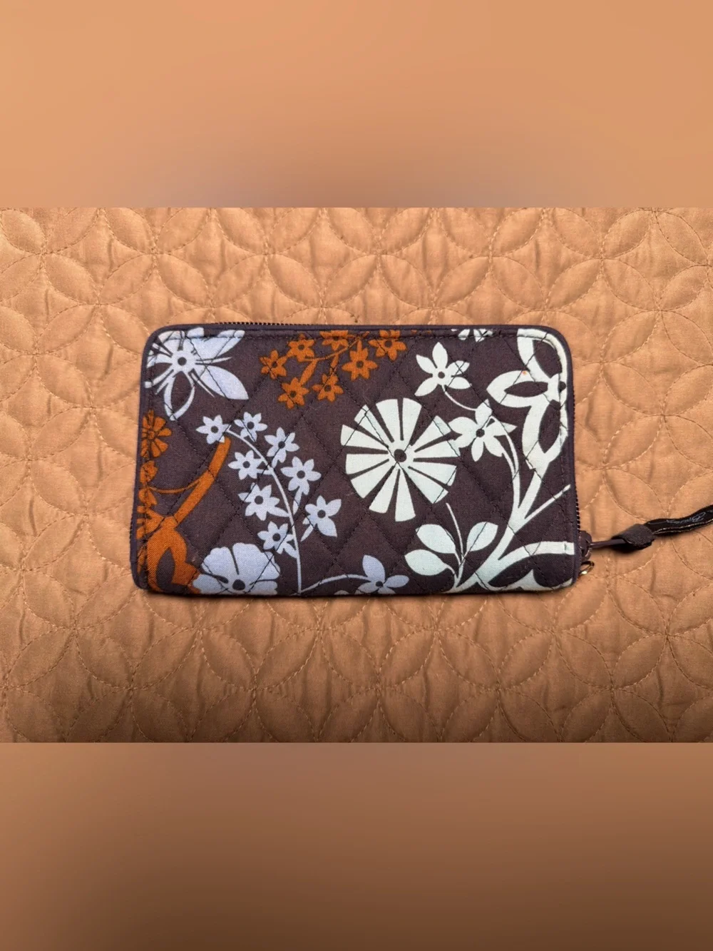 Vera Bradley Navy Blue Floral Quilted Cotton Zip Around Clutch Wallet